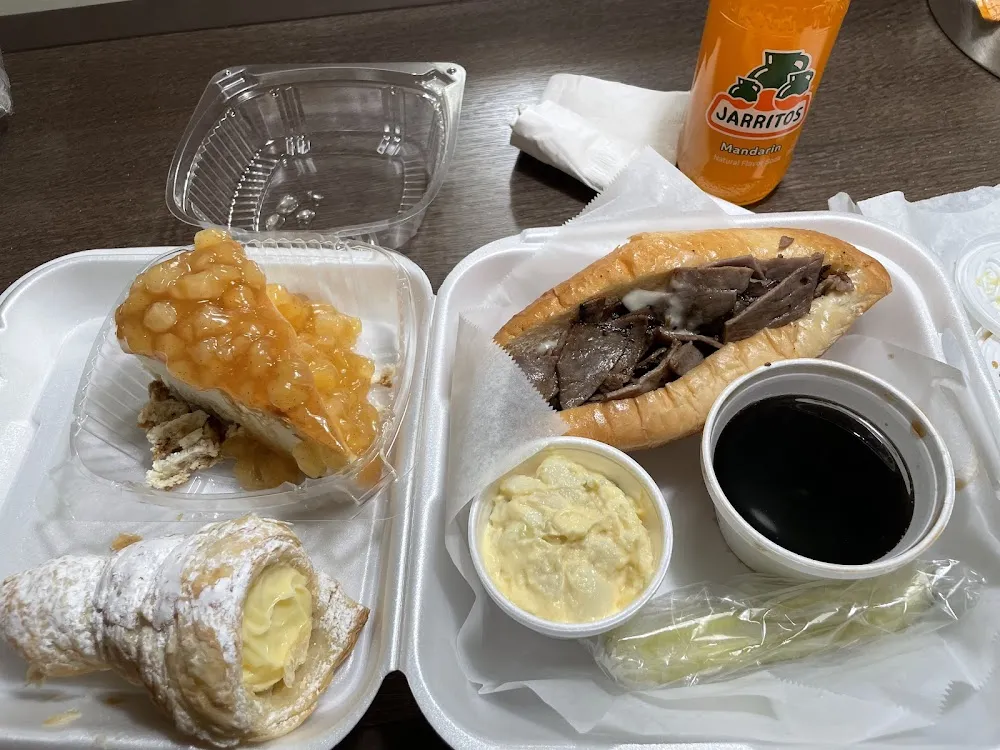 Cheesecake Slice Cono Philly Cheesesteak